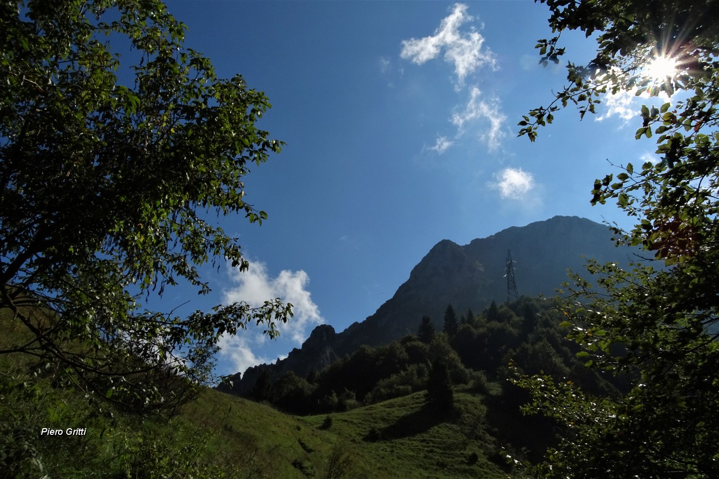 31 Al Passo Baciamorti (1541 m).JPG